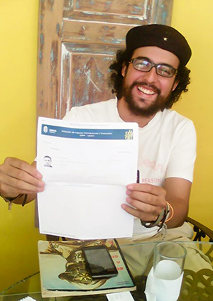 Cesario Padilla sonrie al lograr matricularse