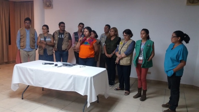 En la foto: representantes de las diversas organizaciones que acompañaron la visita in situ a Guapinol, de la Coalición contra la Impunidad .