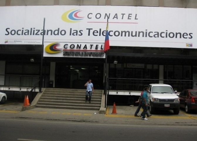 Suma y sigue la persecución tras el crimen de Bertha Cáceres: CONATEL quiere desmantelar las radios comunitarias del COPINH