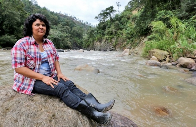 La presidenta de la CIDH instó a Honduras a revocar la concesión que motivó el asesinato de Berta Cáceres