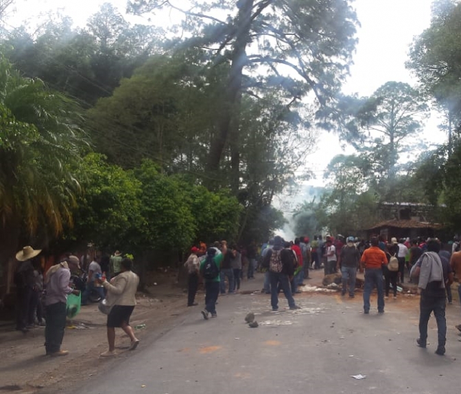 Detenidos, gaseados y golpeados por defender fuente de agua de Tegucigalpa