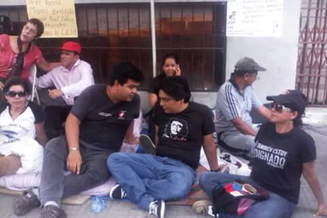 Jóvenes en San Pedro Sula iniciaron un ayuno frente a Ministerio Público