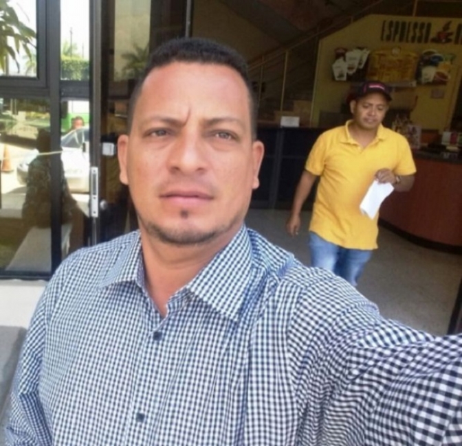 Jefes policiales en rebeldía: ¿Quién le corre las escoltas al periodista Jairo López?