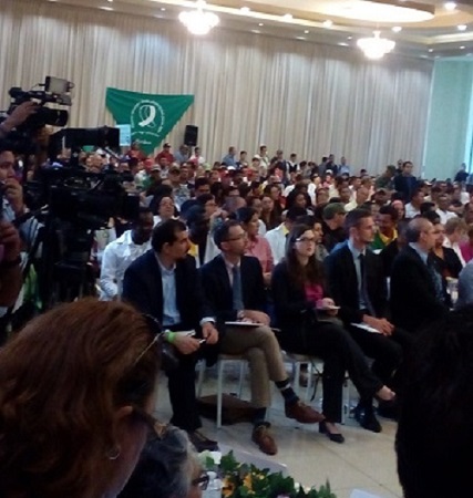 UE dialogo alter
