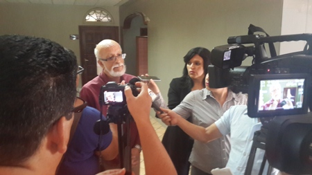 gustavo irias medios