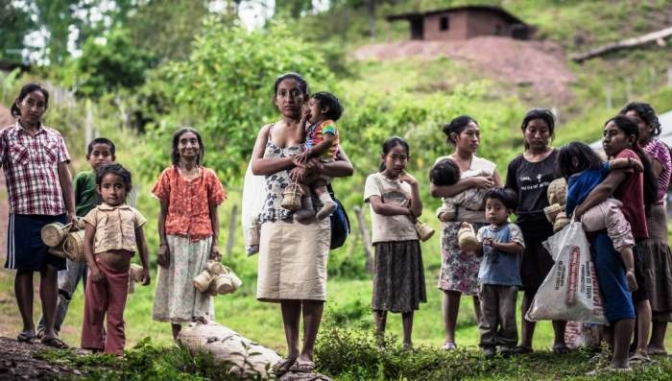CIDH urge a Estados a implementar políticas públicas que protejan a los pueblos indígenas que se han visto forzados a migrar