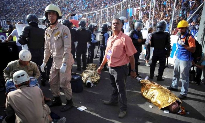 Ante muertes en el Estadio Nacional: Según especialistas  la sociedad  no se encuentra cohesionada y  ha sufrido una ruptura del tejido social