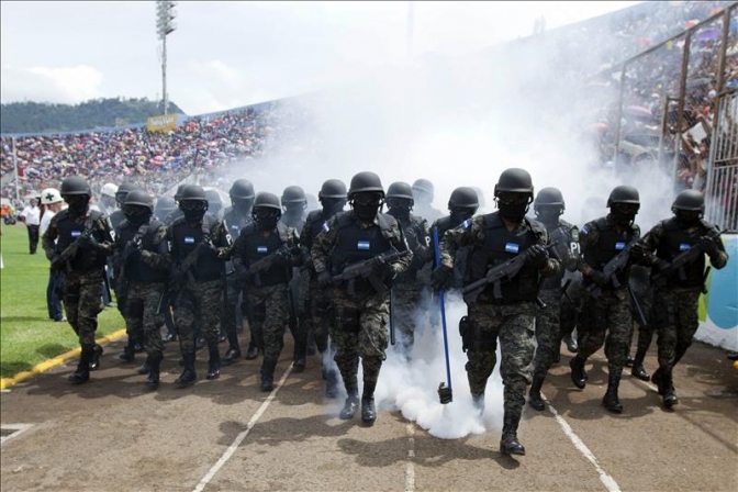 Una alternativa a la remilitarización de la seguridad