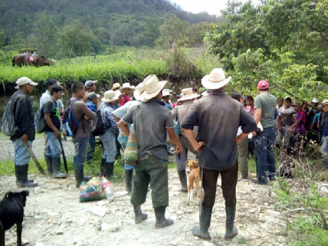 Se calienta represión contra indígenas de La Paz en sesión de corporación municipal