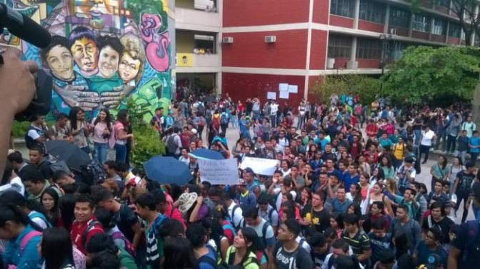 Crónicas del ultimátum de la rectora a estudiantes de la UNAH
