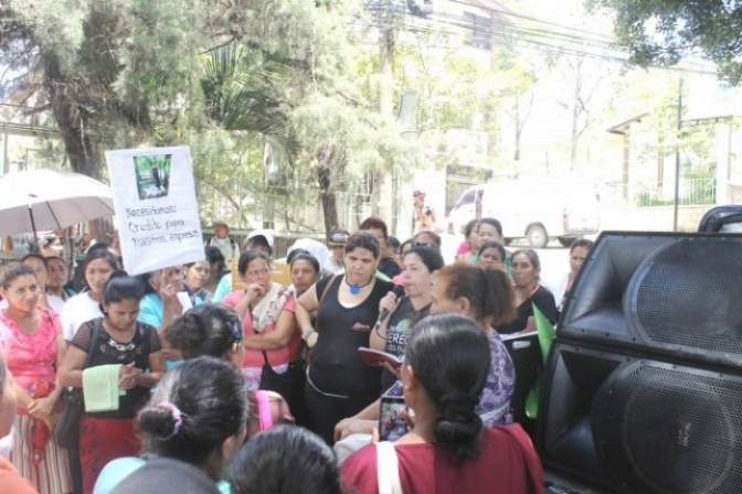 Apenas 57 de 295 alcaldías cumplen con las transferencias municipales a favor de las mujeres