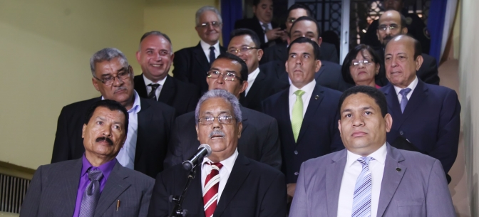 Un mal ejemplo en Honduras que un organismo que tiene en sus manos  la elección de un poder del Estado tan importante niegue información  y desacate la Ley