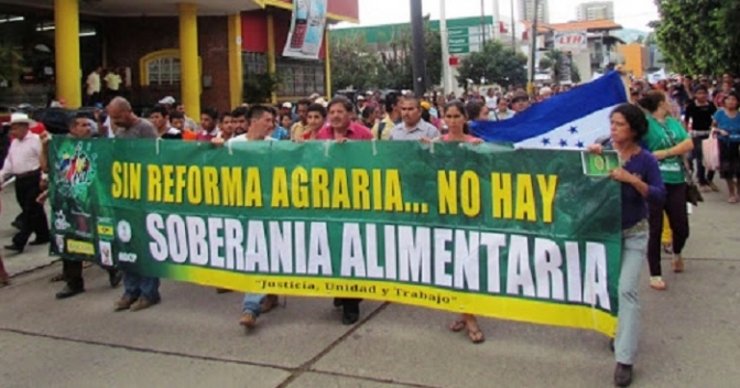 A través de decreto gobierno entregaría  tierras a extranjeros y terratenientes
