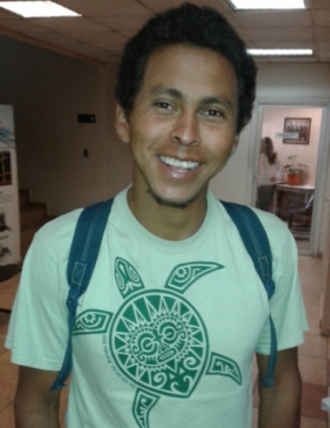Después de unas dos horas de retención, policía deja en libertad a estudiante Armando Velásquez