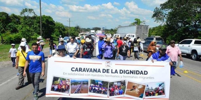 La caravana que demanda la expulsión de JOH