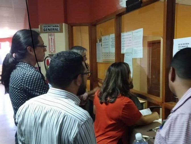 Abogados piden al fiscal Oscar Chinchilla reconsidere las medidas cautelares para defensores de Guapinol