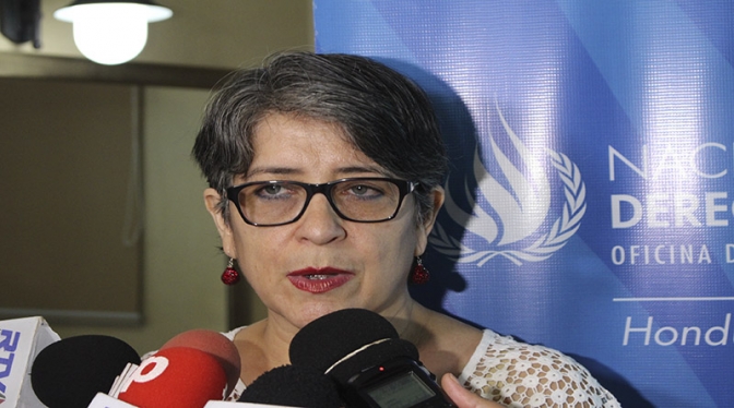 Dirigenta de Mujeres: Políticos gobernantes responden a una mafia cuyo único objetivo es proteger sus intereses