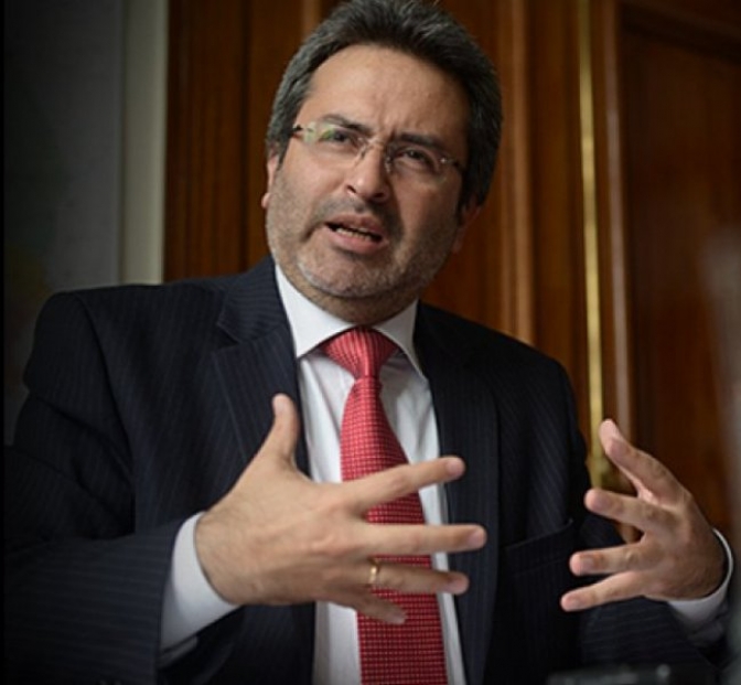 Jiménez Mayor renuncia después de amenazas: Se agudizan las  presiones políticas para que la MACCIH se vaya de Honduras