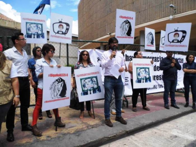Demandan del Congreso Nacional derogación definitiva del artículo  335-B y otras leyes atentatorias contra  la libertad de expresión