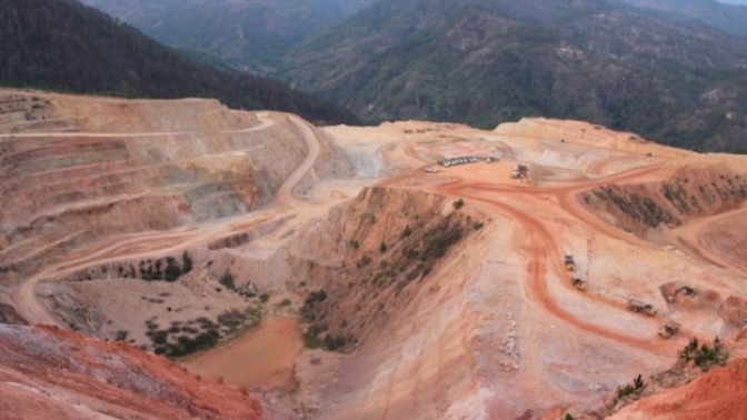 Pueblos afectados por la minería deben alzar su voz de protesta: Papa Francisco